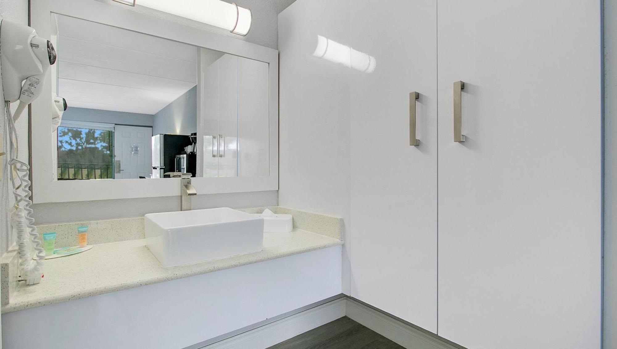 Home 1 Suites Extended Stay - Kissimmee Ngoại thất bức ảnh